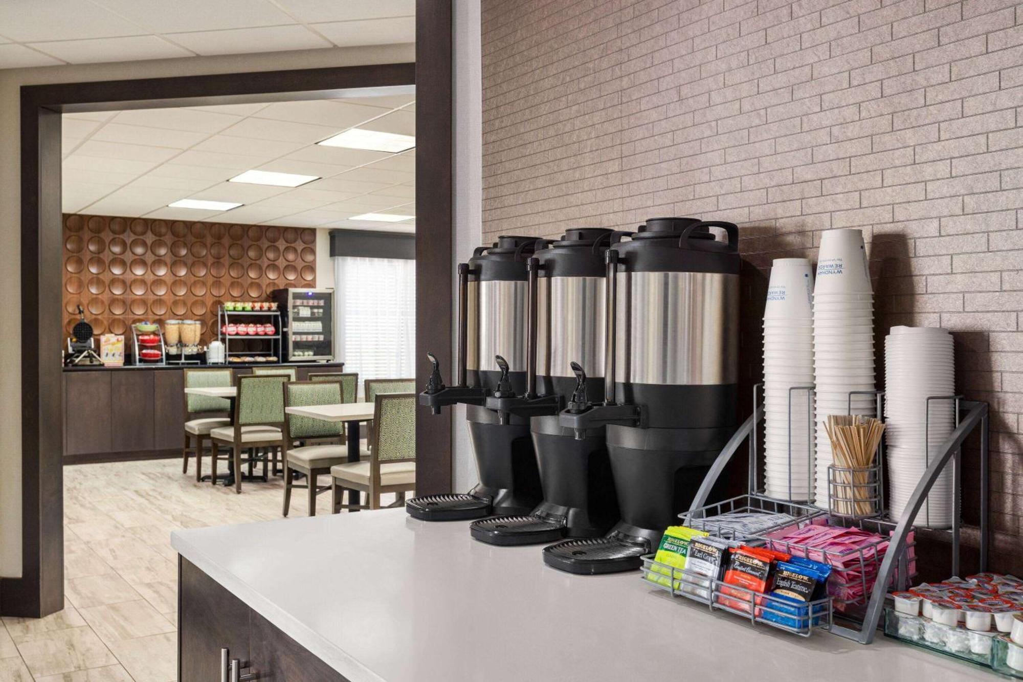 Hotel Wingate By Wyndham Savannah I-95 North Port Wentworth