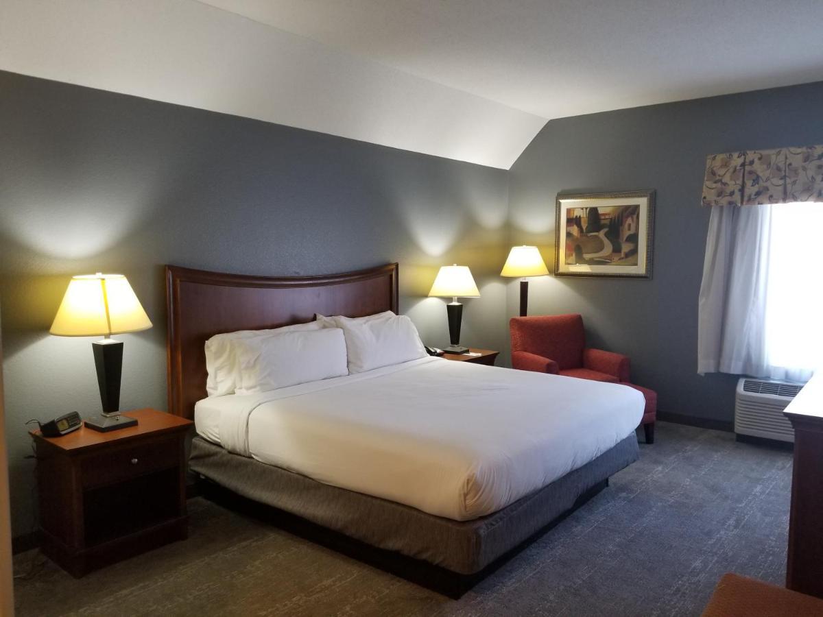 Wingate By Wyndham Savannah I-95 North Hotel 3*