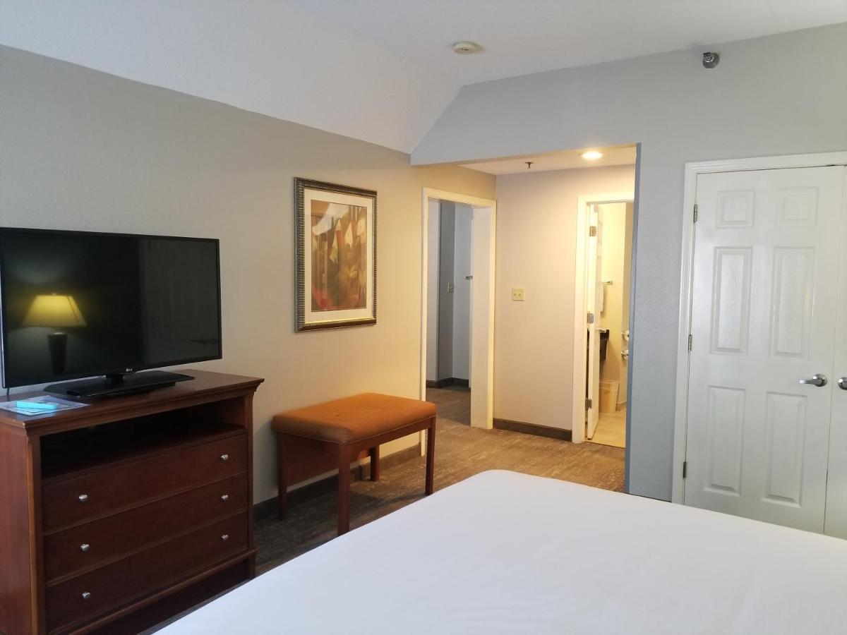 Wingate By Wyndham Savannah I-95 North 3*
