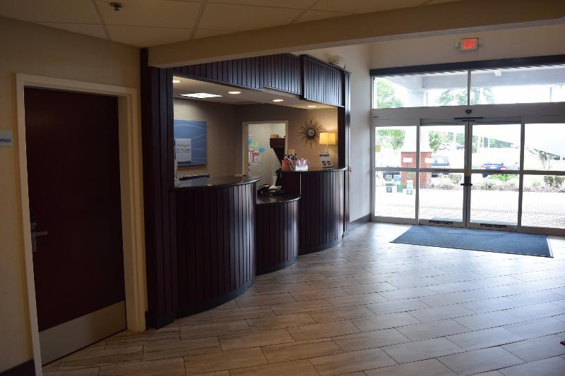 Wingate By Wyndham Savannah I-95 North 3* Port Wentworth
